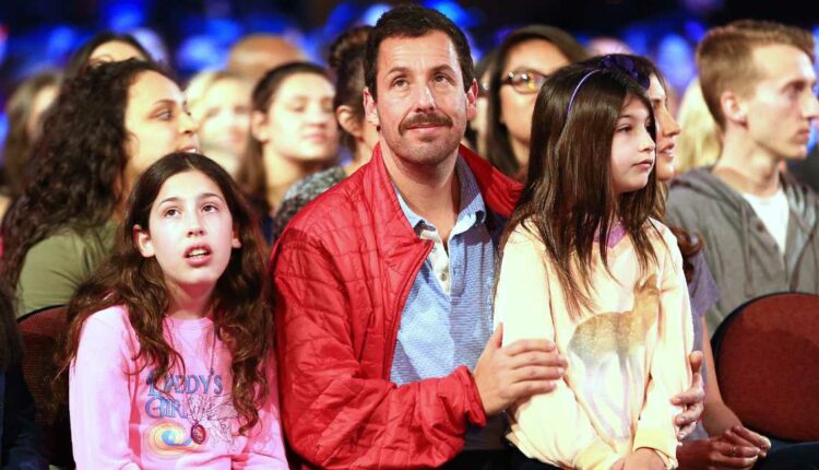 Adam Sandler y sus hijas