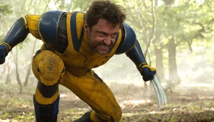 wolverine-yellow-blue-suit-claws-hugh-jackman (2)