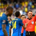 Ecuador vs Brasil: Roldán expulsó al arquero Alisson, pero luego se arrepintió