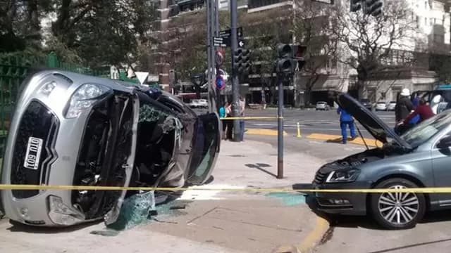 Iván Zamorano y su esposa sufrieron un accidente. (Foto: @alexisnaon)-foto-3