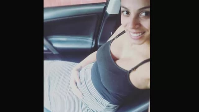 La voleibolista Keith Meneses anunció su embarazo con tierna imagen por Navidad-foto-3